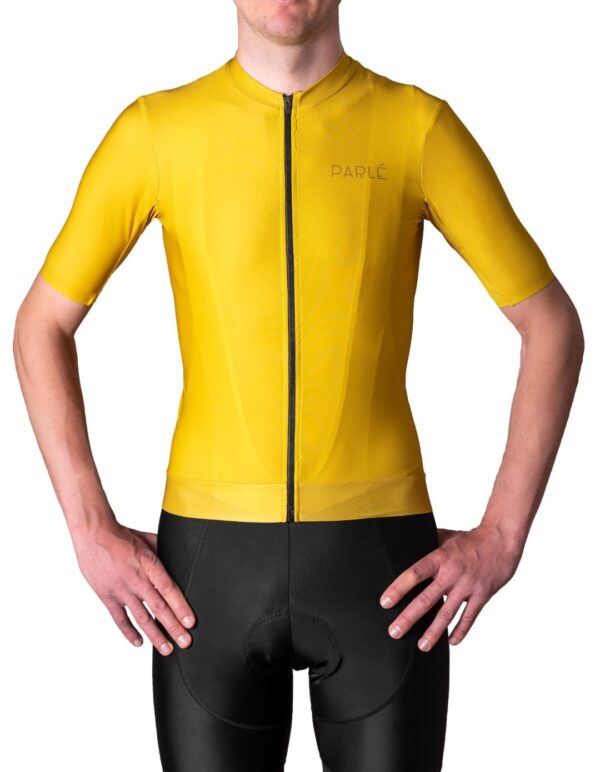 Camiseta de minimalismo n.° 02 ORO