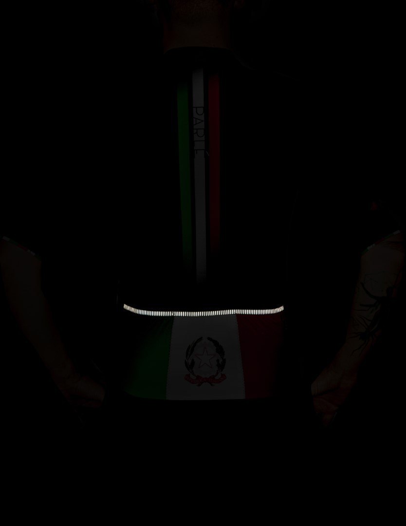 8c3aa8ae4f5a6782f226caa90ba02128.jpg