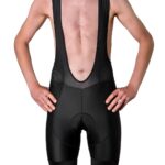 Pantalones cortos de hombre con tirantes negros
