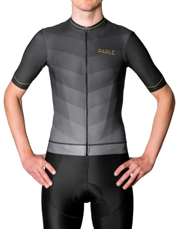 Maillot ciclista en tonos grises